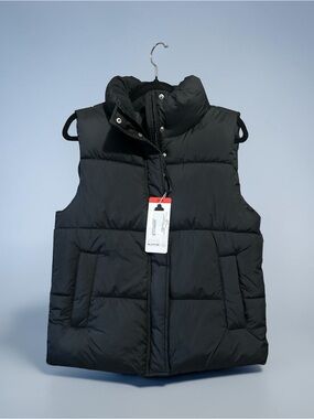 Men's Black Puffer Vest - Insulated Sleeveless Jacket